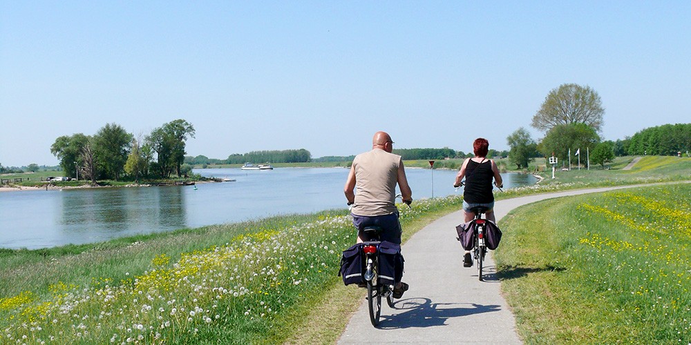 Bike and barge Netherlands